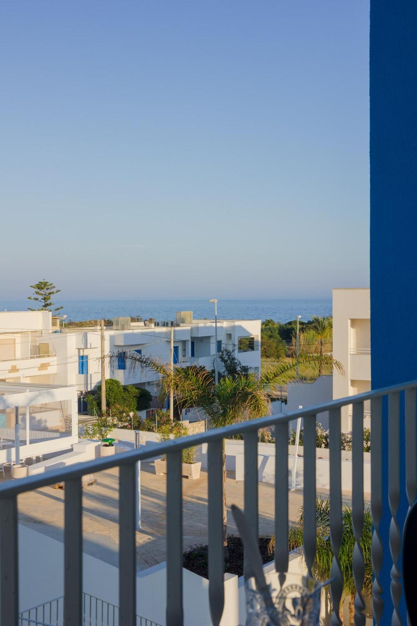 Gigli Hotel Salento Marina Di Pescoluse Quarto foto
